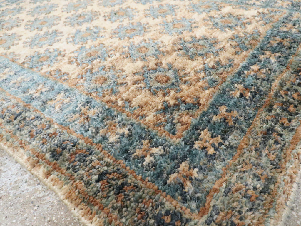 Vintage Turkish Oushak Accent Rug, No.30440 - Galerie Shabab