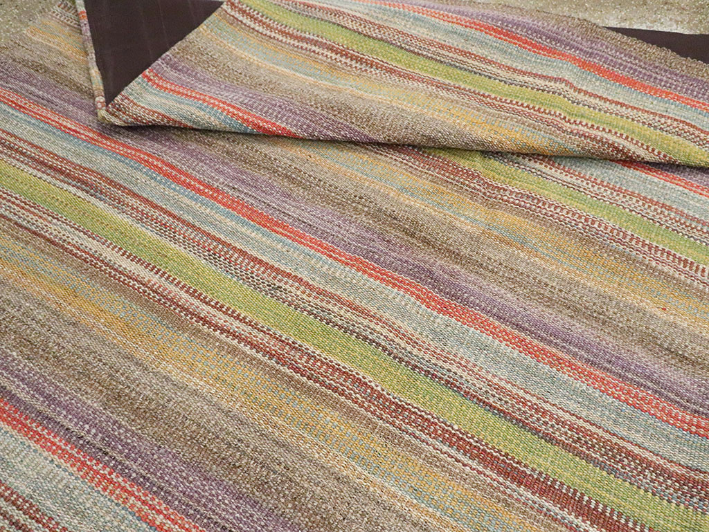 Modern Turkish Flatweave Kilim Room Size Carpet, No.30450 - Galerie Shabab