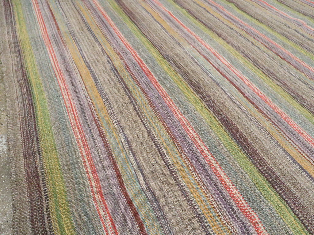 Modern Persian Flatweave Kilim Large Room Size Carpet, No.30451 - Galerie Shabab