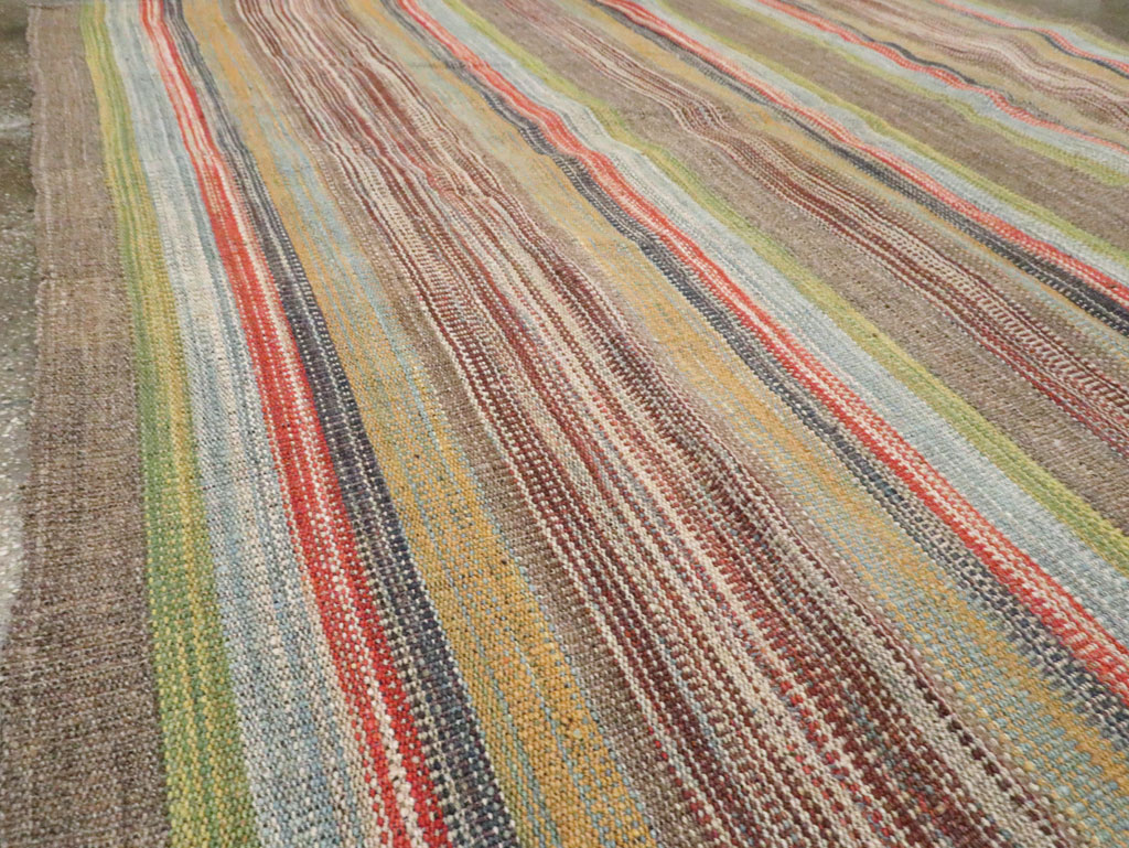 Modern Turkish Flatweave Kilim Room Size Carpet, No.30452 - Galerie Shabab