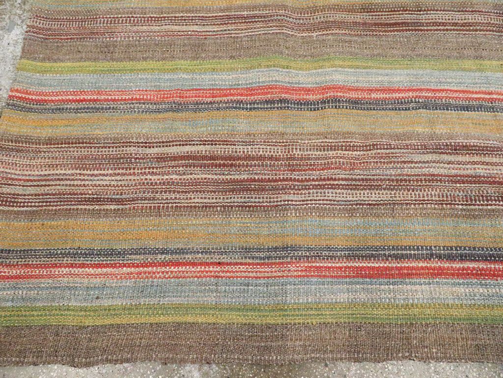 Modern Turkish Flatweave Kilim Room Size Carpet, No.30452 - Galerie Shabab