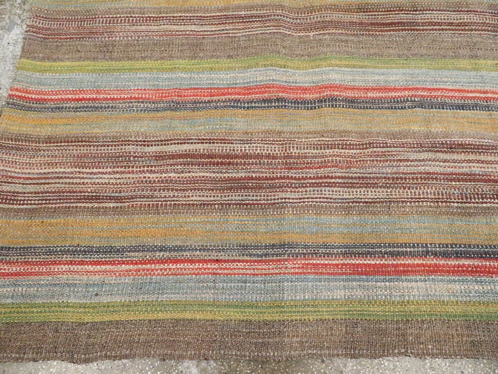Modern Turkish Flatweave Kilim Room Size Carpet, No.30452 - Galerie Shabab