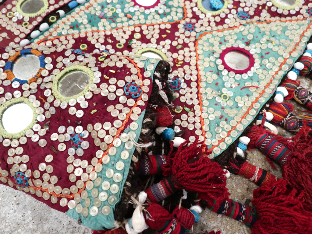 Vintage Persian Embroidered and Beaded Door Overhang Textile, No.30454 - Galerie Shabab