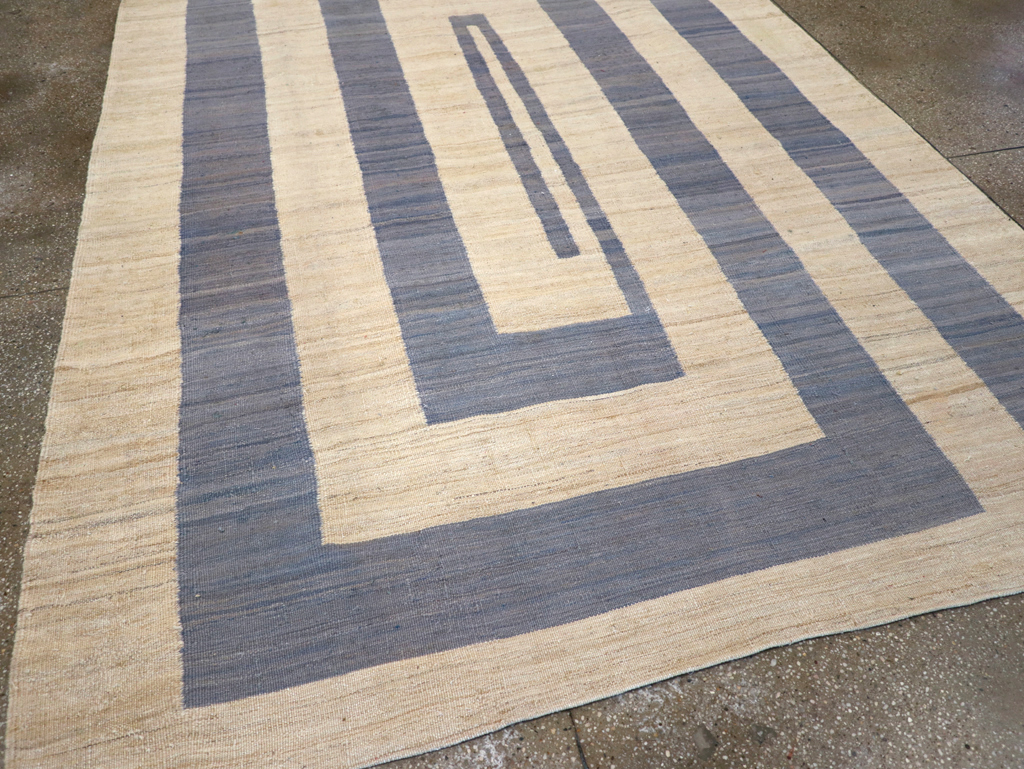 Contemporary Turkish Flatweave Kilim Small Room Size Carpet, No.30465 - Galerie Shabab