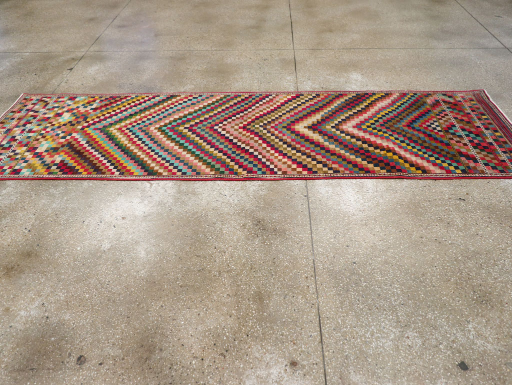 Vintage Persian Art Deco Style Mahal Runner, No.30474 - Galerie Shabab