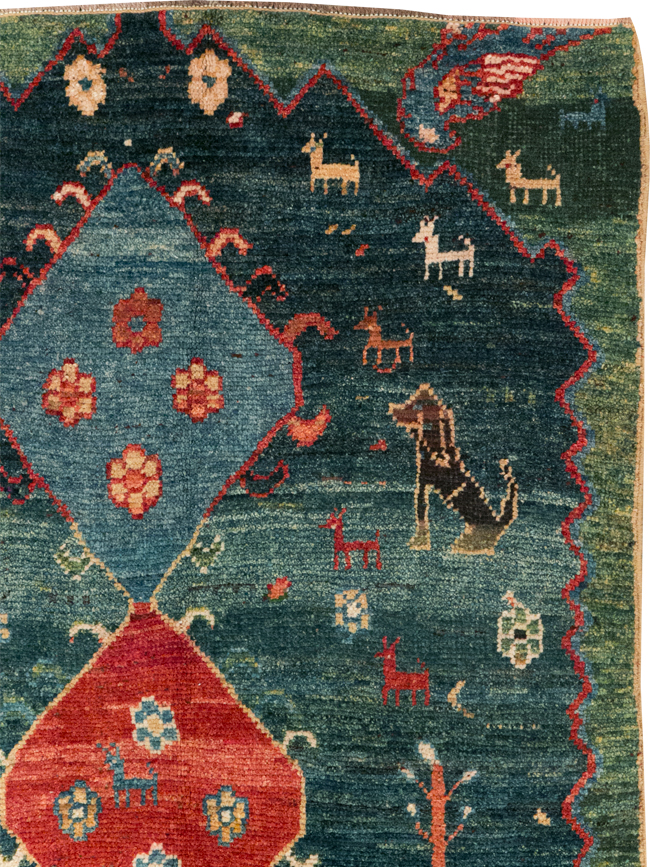 Vintage Persian Gabbeh Throw Rug, No.30475 - Galerie Shabab