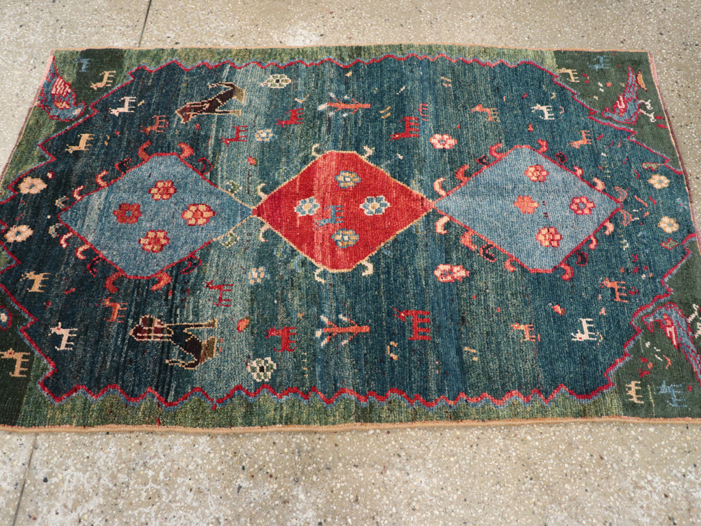 Vintage Persian Gabbeh Throw Rug, No.30475 - Galerie Shabab