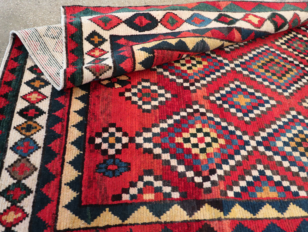Vintage Persian Gabbeh Accent Rug, No.30476 - Galerie Shabab