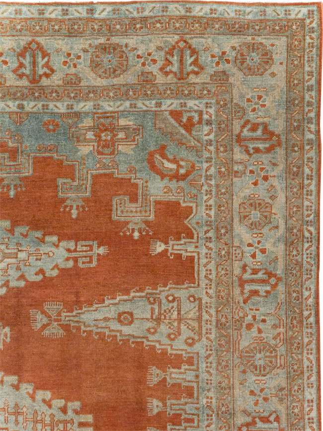 Vintage Persian Veece Small Room Size Carpet, No.30477 - Galerie Shabab
