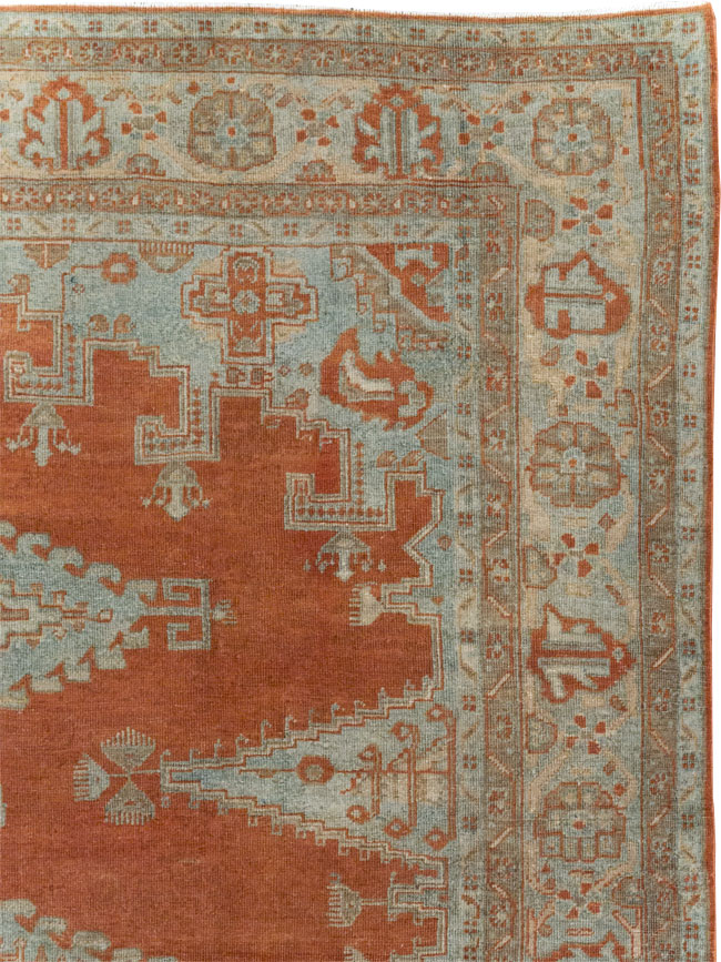 Vintage Persian Veece Small Room Size Carpet, No.30477 - Galerie Shabab