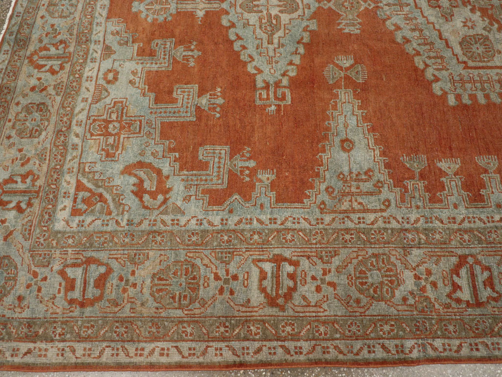 Vintage Persian Veece Small Room Size Carpet, No.30477 - Galerie Shabab