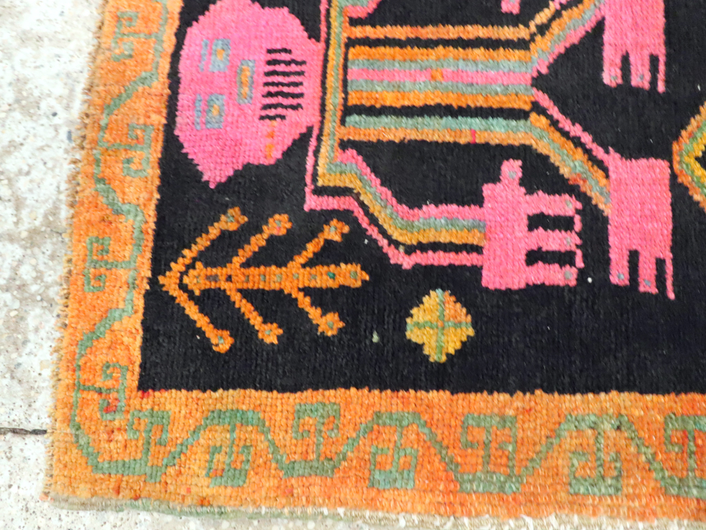 Vintage Pictorial Anatolian Rugs, No.30491 - Galerie Shabab