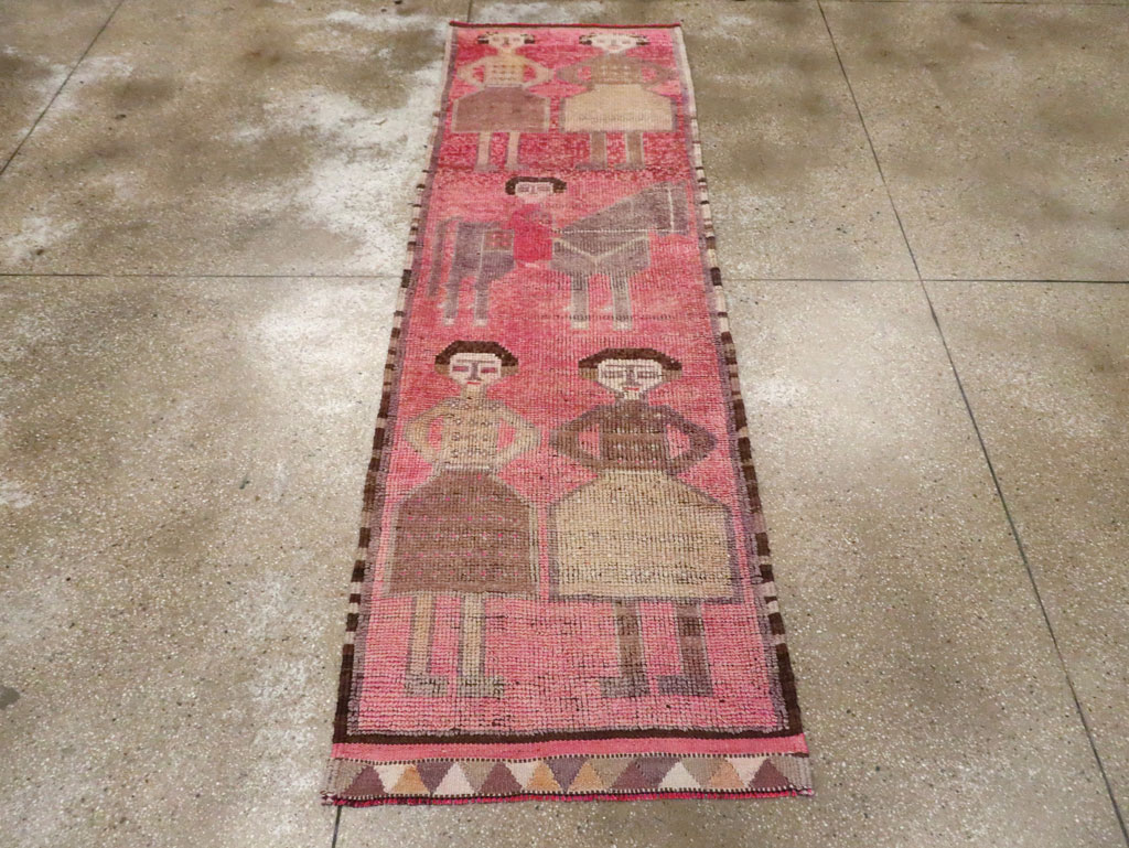 Vintage Turkish Anatolian Pictorial Runner, No.30493 - Galerie Shabab