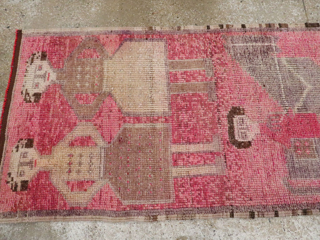 Vintage Turkish Anatolian Pictorial Runner, No.30493 - Galerie Shabab