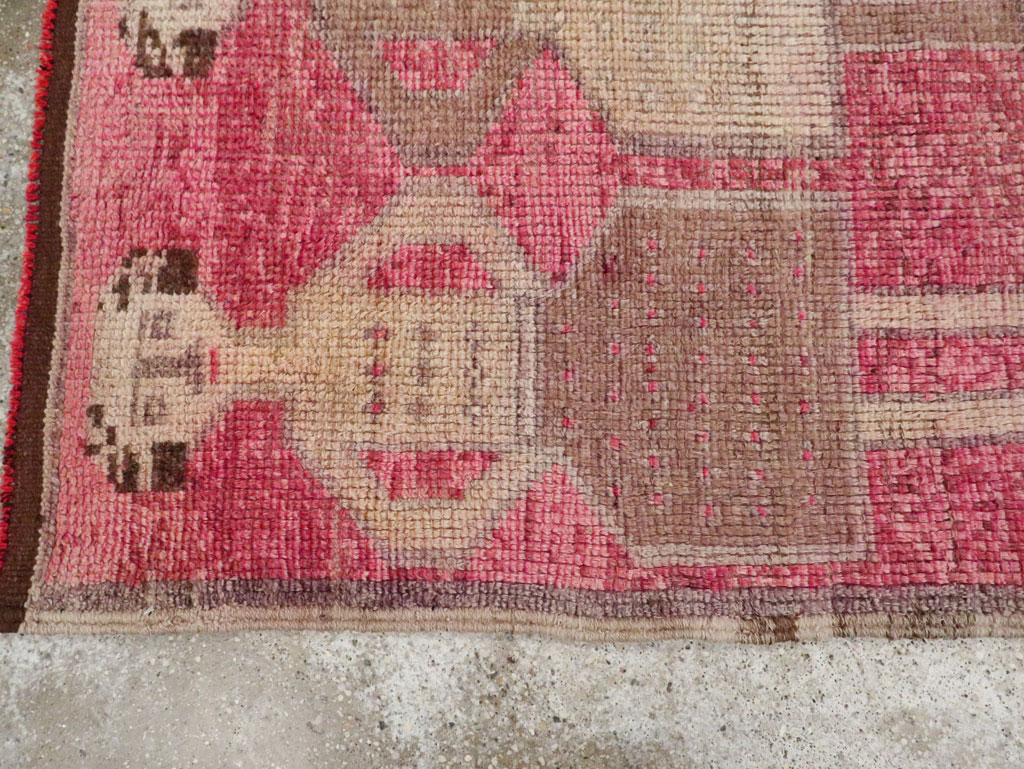 Vintage Turkish Anatolian Pictorial Runner, No.30493 - Galerie Shabab