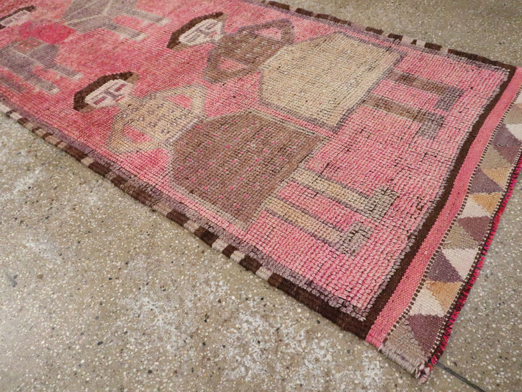 Vintage Turkish Anatolian Pictorial Runner, No.30493 - Galerie Shabab