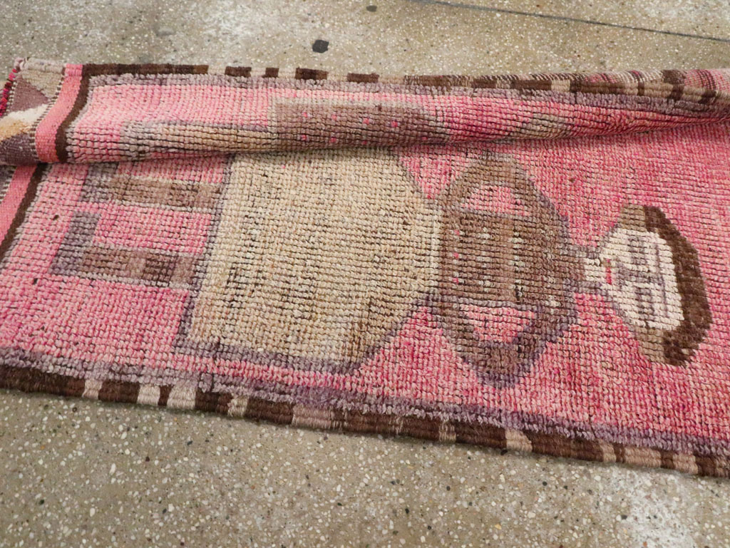 Vintage Turkish Anatolian Pictorial Runner, No.30493 - Galerie Shabab