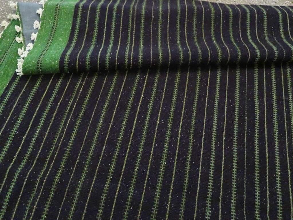 Vintage Turkish Flatweave Kilim Accent Rug, No.30500 - Galerie Shabab