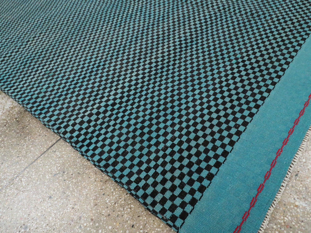 Mid-20th Century Handmade Turkish Flatweave, No.30502 - Galerie Shabab