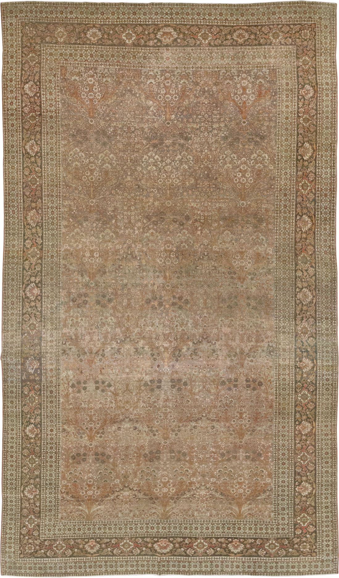 Antique Persian Isfahan Large Carpet, No.30507 - Galerie Shabab