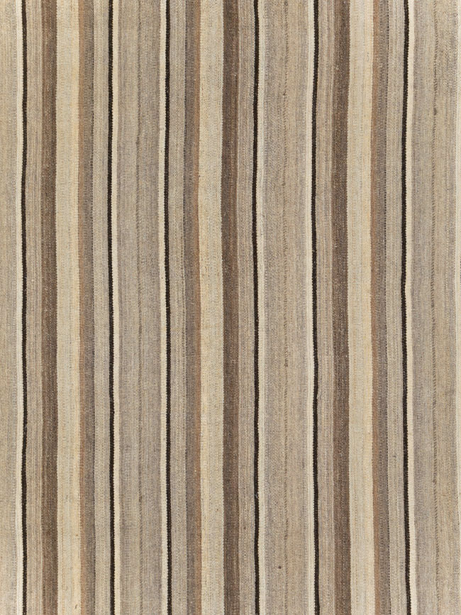 Contemporary Turkish Flatweave Kilim Room Size Carpet, No.30510 - Galerie Shabab