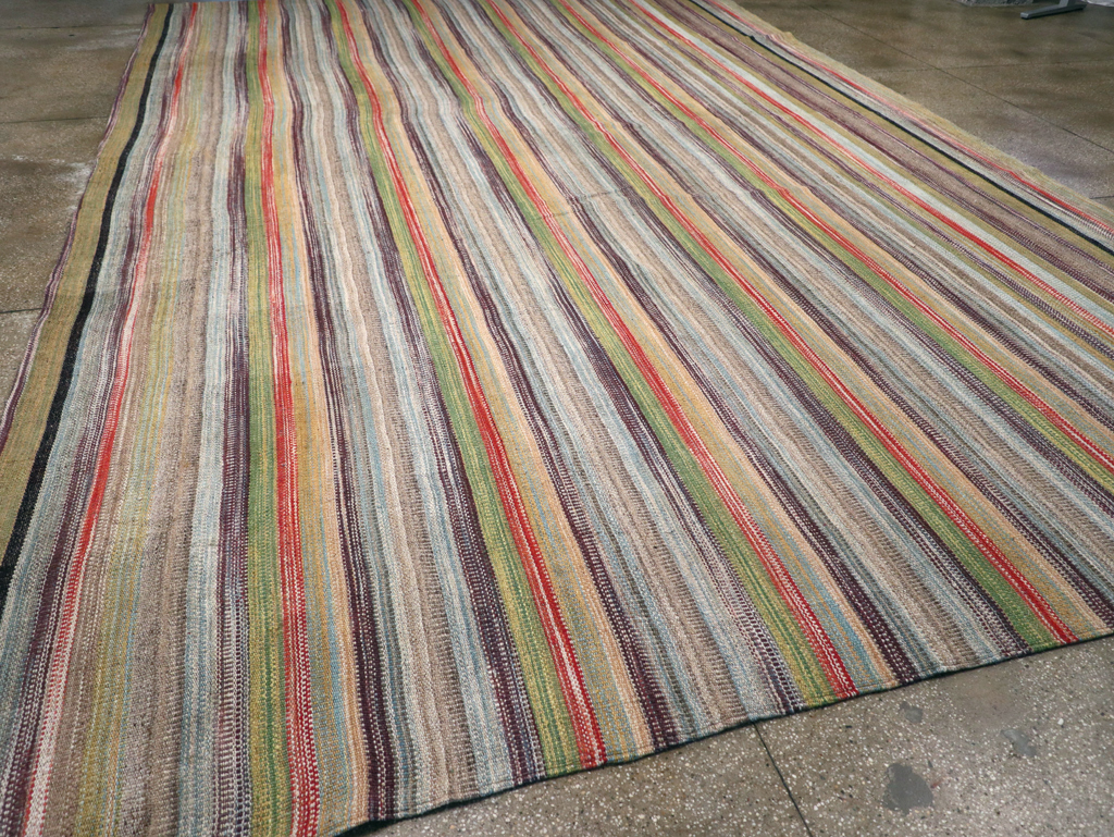 Large Contemporary Turkish Flatweave Kilim Carpet, No.30515 - Galerie Shabab