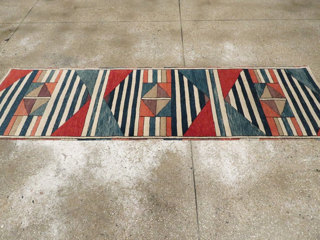 Contemporary Turkish Anatolian Runner, No.30522 - Galerie Shabab