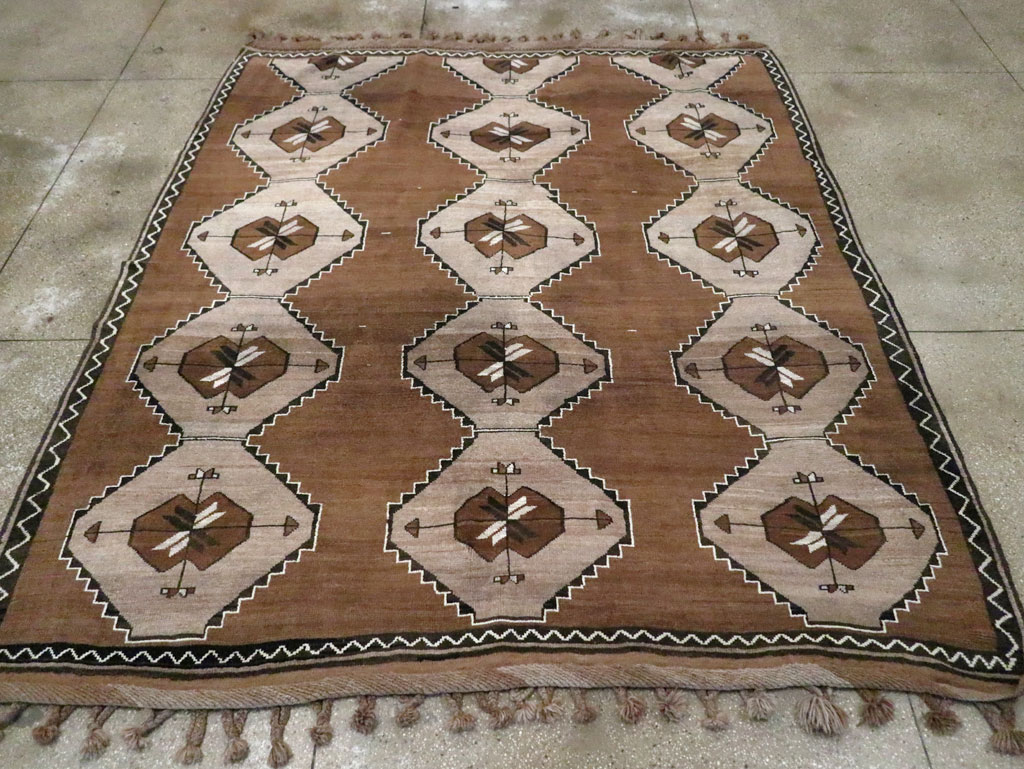 Vintage Anatolian Square Room Size Carpet, No.30527 - Galerie Shabab