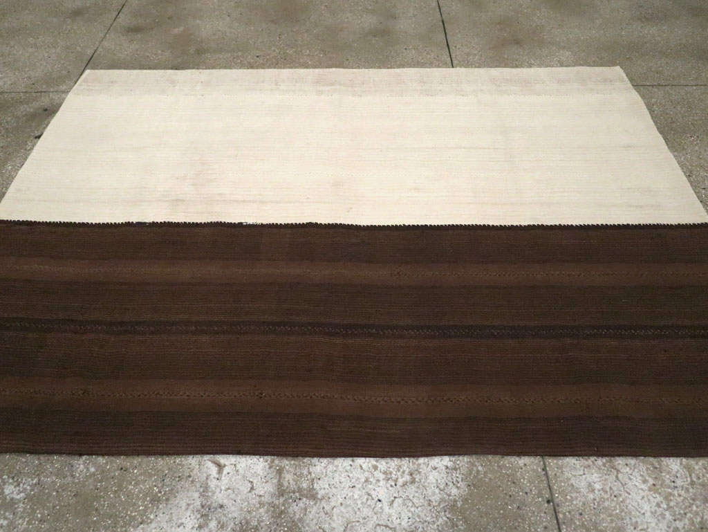 Tribal Mid-20th Century Turkish Flatweave Kilim, No.30529 - Galerie Shabab