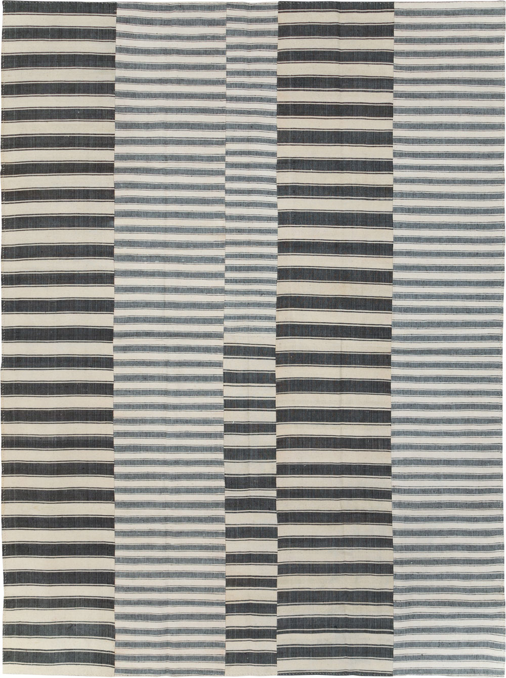 Vintage Turkish Flatweave Kilim Room Size Carpet, No.30530 - Galerie Shabab