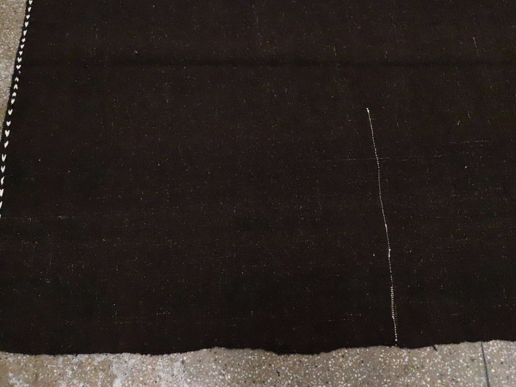 Vintage Turkish Flatweave Kilim Gallery Carpet, No.30532 - Galerie Shabab