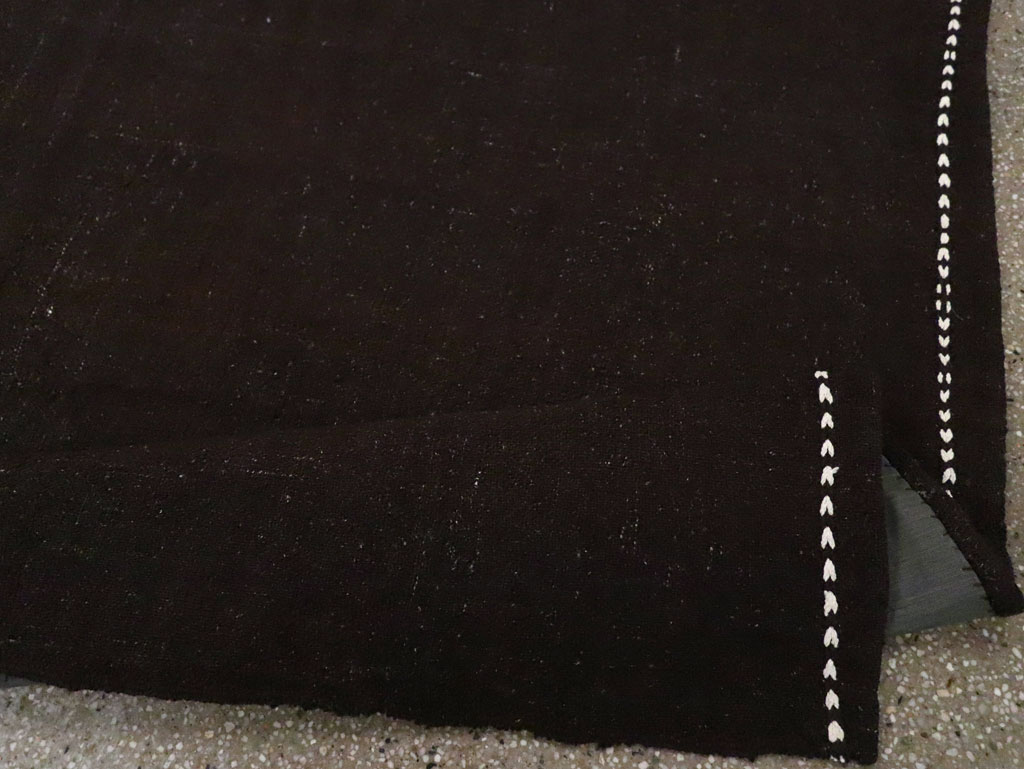 Vintage Turkish Flatweave Kilim Gallery Carpet, No.30532 - Galerie Shabab