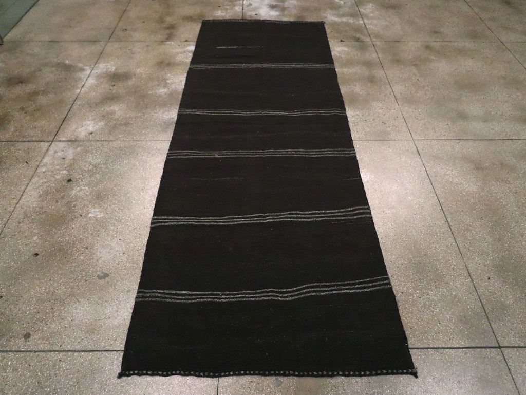Vintage Turkish Flatweave Kilim Gallery Carpet, No.30534 - Galerie Shabab