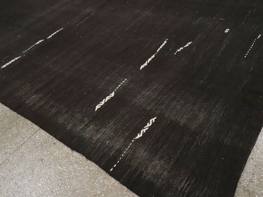 Vintage Turkish Flatweave Kilim Small Room Size Carpet, No.30535 - Galerie Shabab