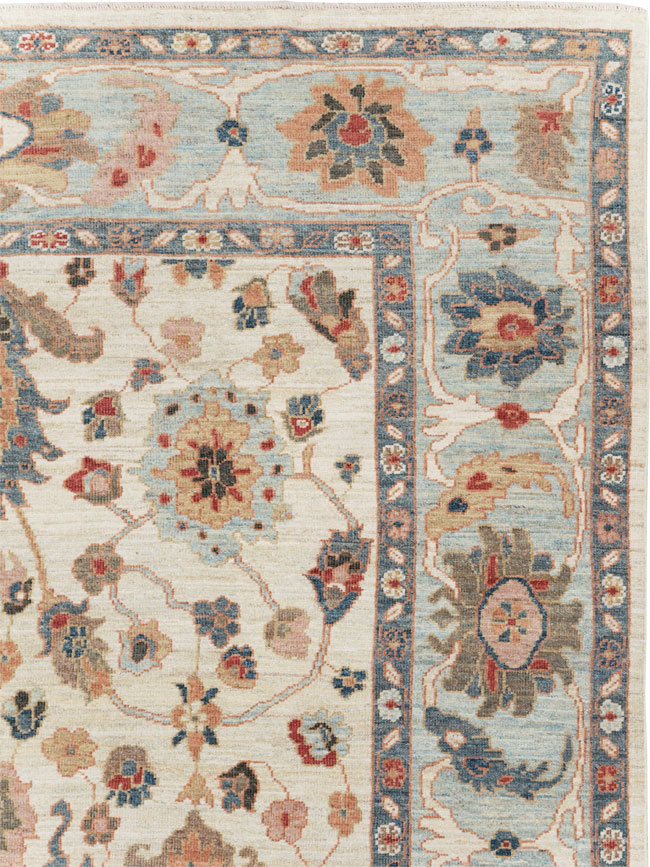 Modern Persian Sultanabad Small Room Size Carpet, No.30546 - Galerie Shabab