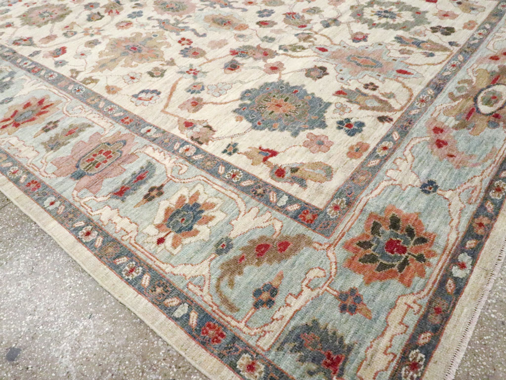 Modern Persian Sultanabad Small Room Size Carpet, No.30546 - Galerie Shabab