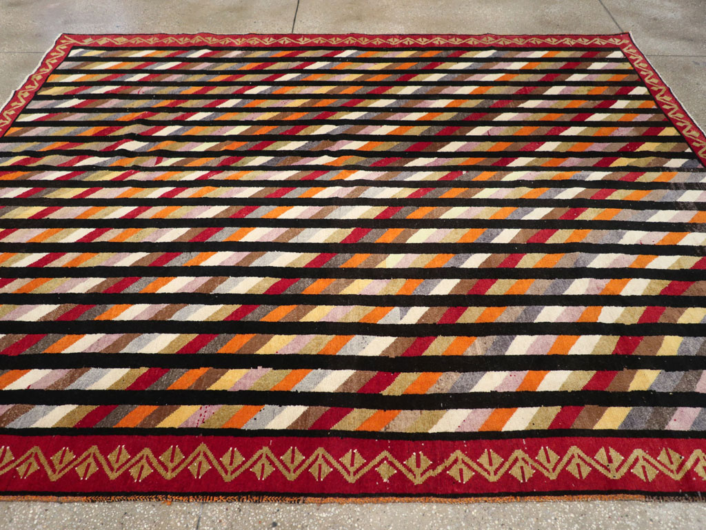 Vintage Turkish Anatolian Art Deco Style Small Room Size Carpet, No.30551 - Galerie Shabab