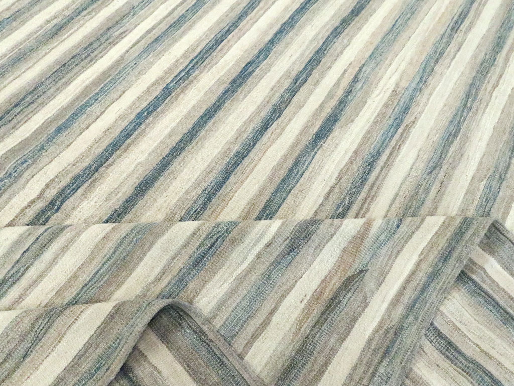 Modern Large Turkish Flatweave, No.30552 - Galerie Shabab