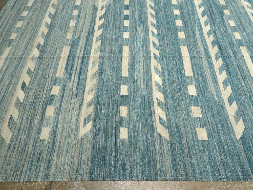 Modern Oversize Turkish Flatweave, No.30553 - Galerie Shabab