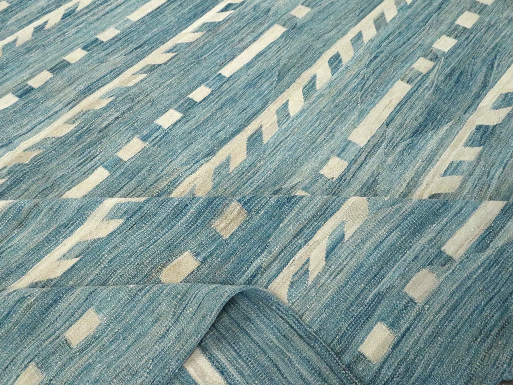 Modern Oversize Turkish Flatweave, No.30553 - Galerie Shabab