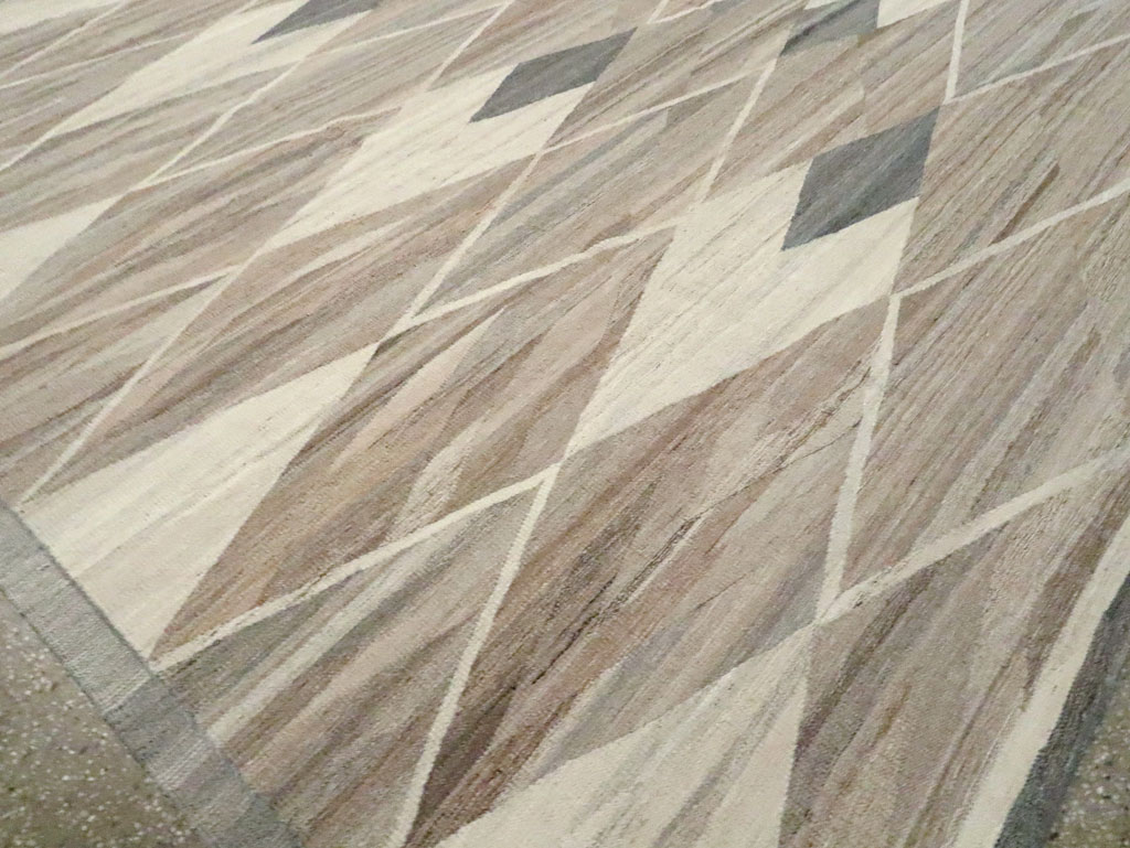 Modern Turkish Flatweave, No.30555 - Galerie Shabab