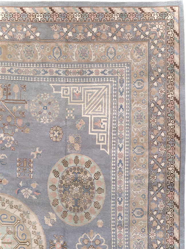 Modern East Turkestan Khotan Large Room Size Carpet, No.30559 - Galerie Shabab