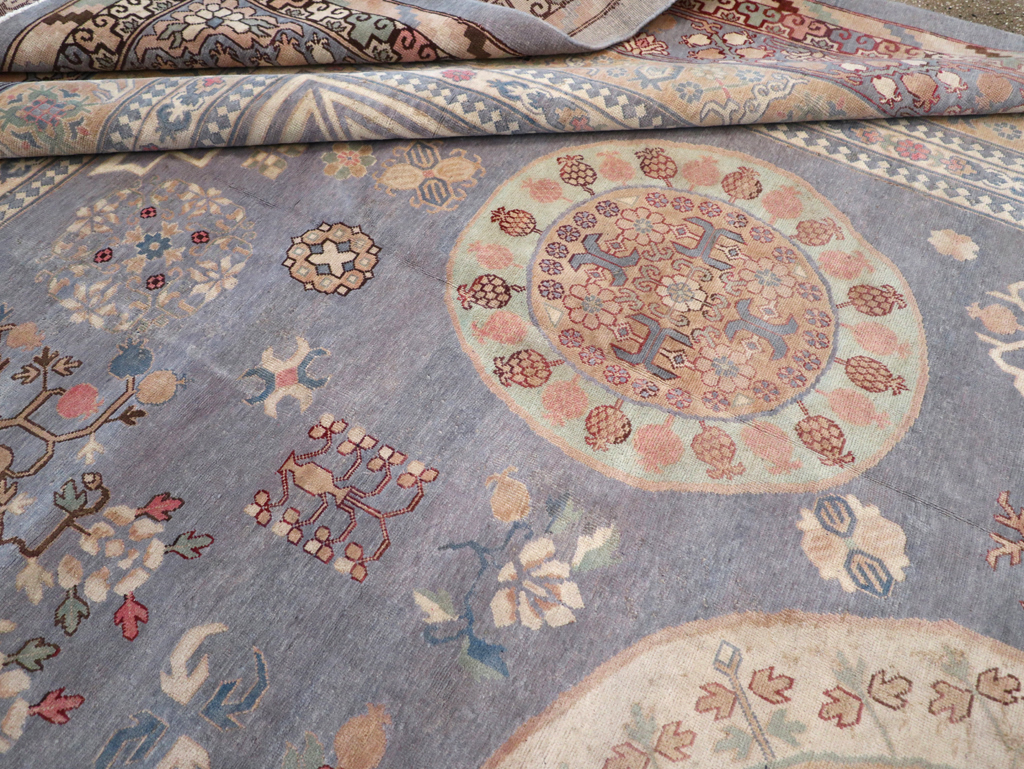 Modern East Turkestan Khotan Large Room Size Carpet, No.30559 - Galerie Shabab
