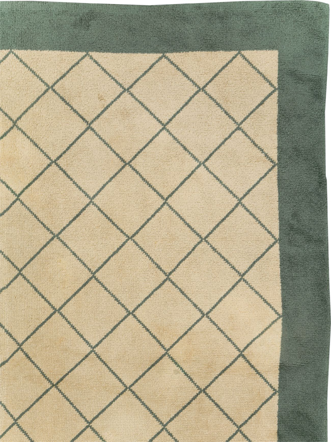 Vintage Spanish Savonnerie Square Carpet, No.30565 - Galerie Shabab