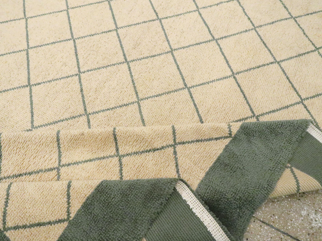 Vintage Spanish Savonnerie Square Carpet, No.30565 - Galerie Shabab