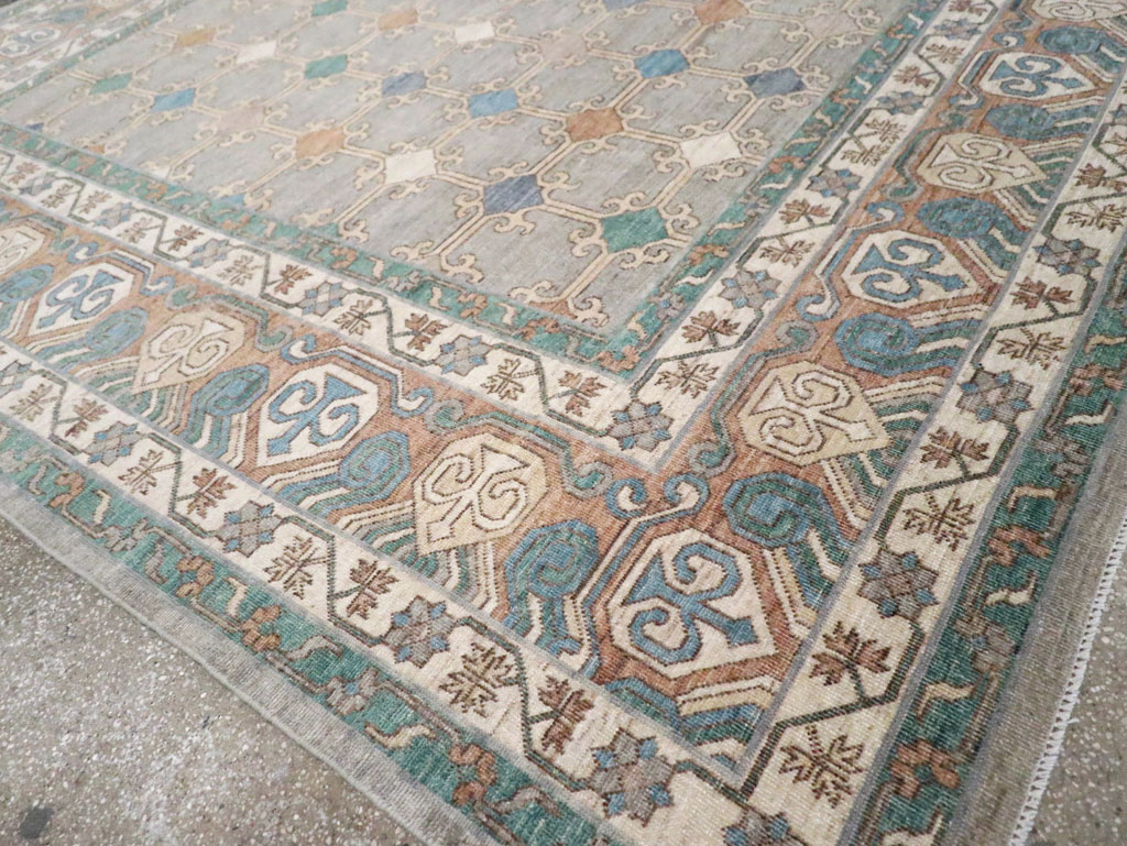 Modern Room Size Khotan Carpet, No.30570 - Galerie Shabab