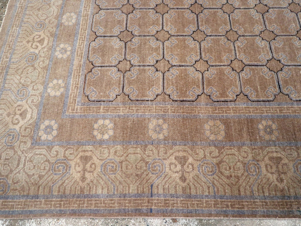 Contemporary East Turkestan Khotan Small Room Size Carpet, No.30571 - Galerie Shabab