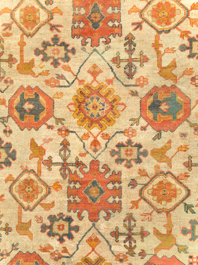 Antique Turkish Oushak Carpet, No.30573 - Galerie Shabab