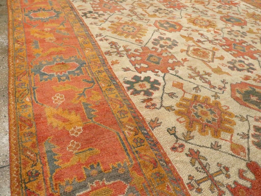 Antique Turkish Oushak Carpet, No.30573 - Galerie Shabab