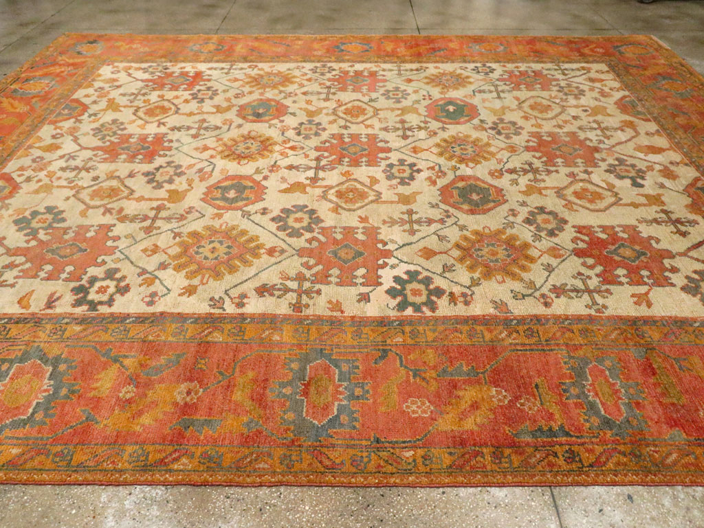 Antique Turkish Oushak Carpet, No.30573 - Galerie Shabab